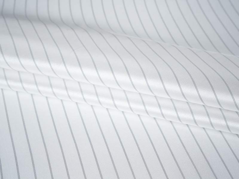 Fabraic líneáil muinchille snáth poileistir