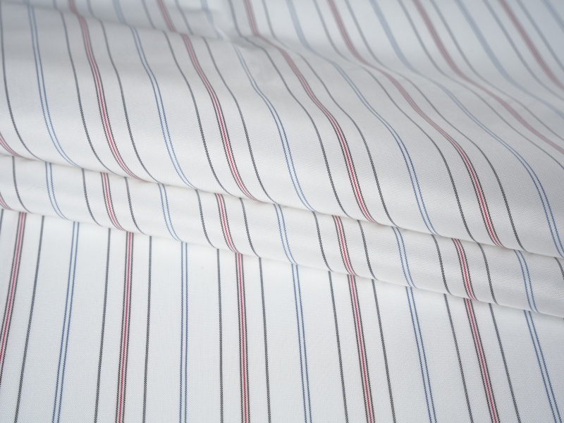 Fabraic líneáil muinchille snáth poileistir