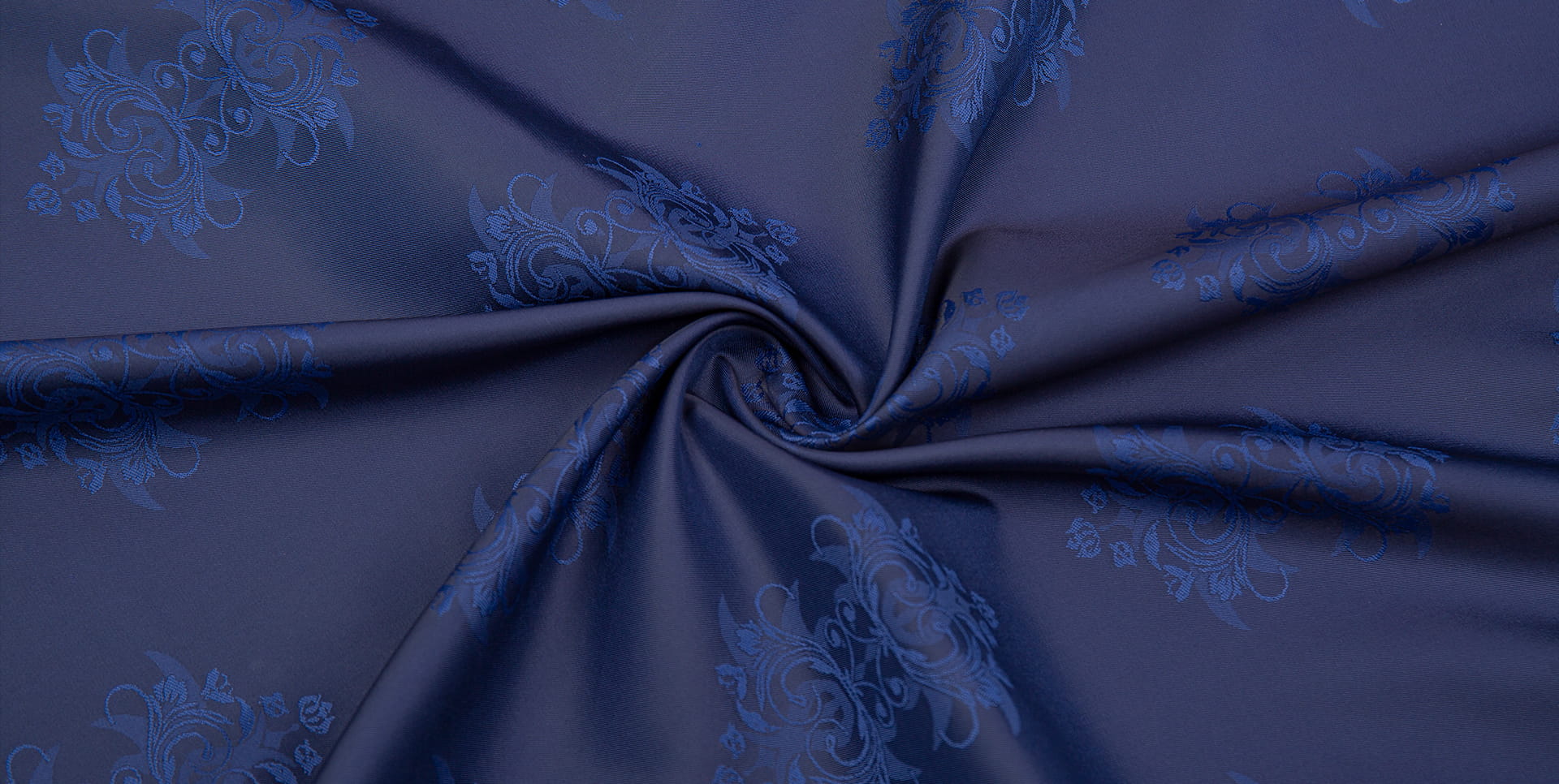 TONGXIANG SHUNLI TEICNEOLAÍOCHT TEICNEOLAÍOCHTA, LTD.